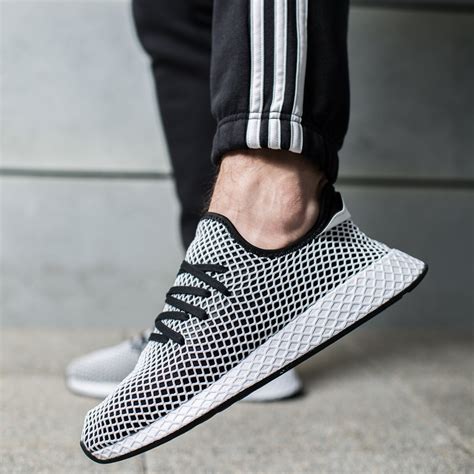 deerupt adidas herren